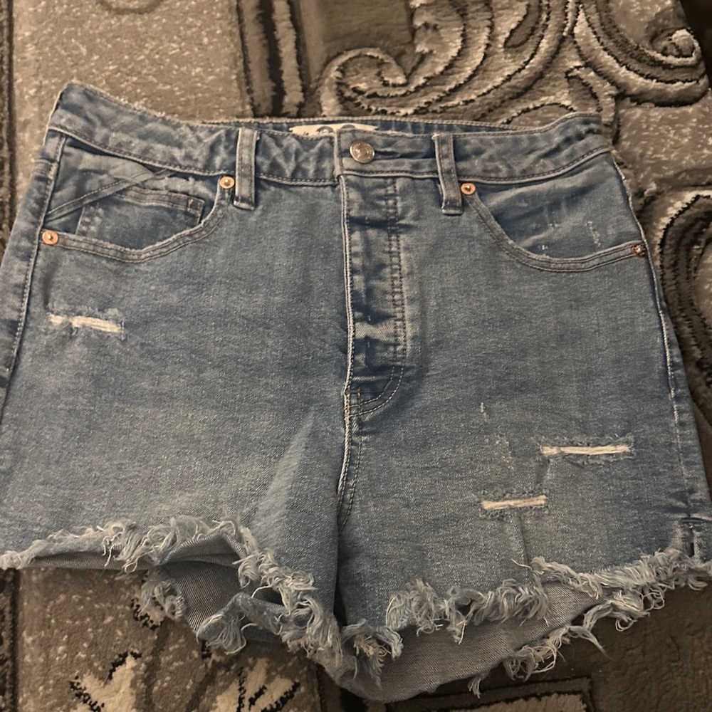 Denim Frayed Hem Women Shorts